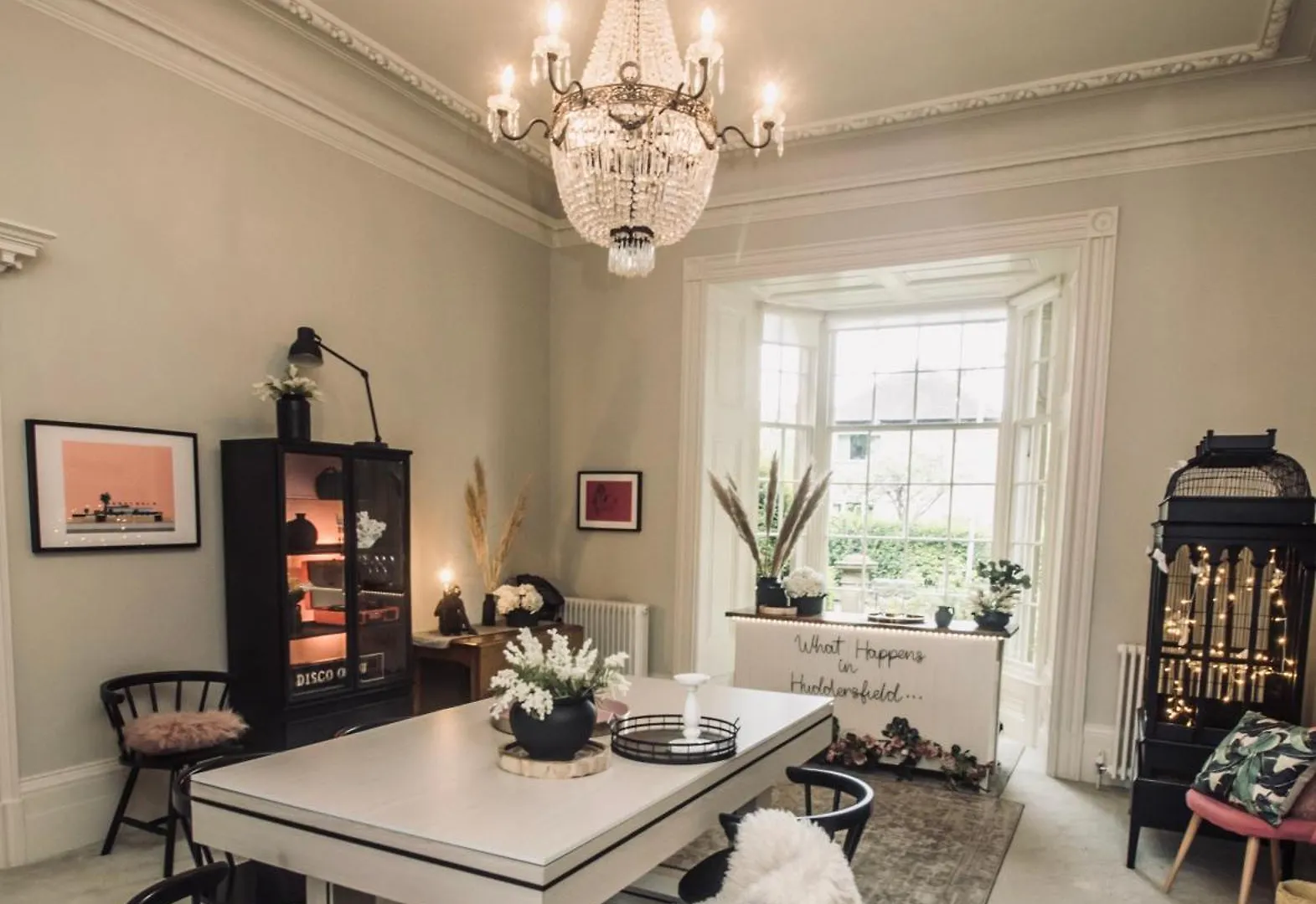 Vila Norfolk House Hosted By The Scarlet Hen Huddersfield